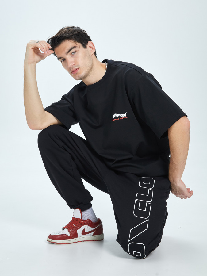 1283767-220x320.jpg